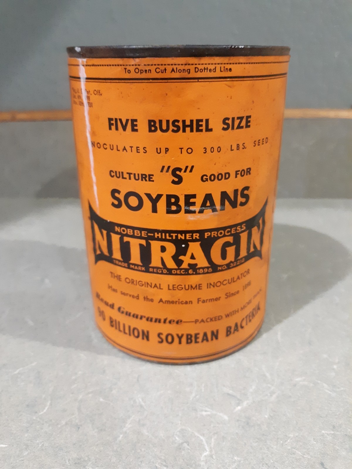 RARE VINTAGE 1930\'S NITRAGIN SOYBEAN LEGUME INOCULATOR - FULL