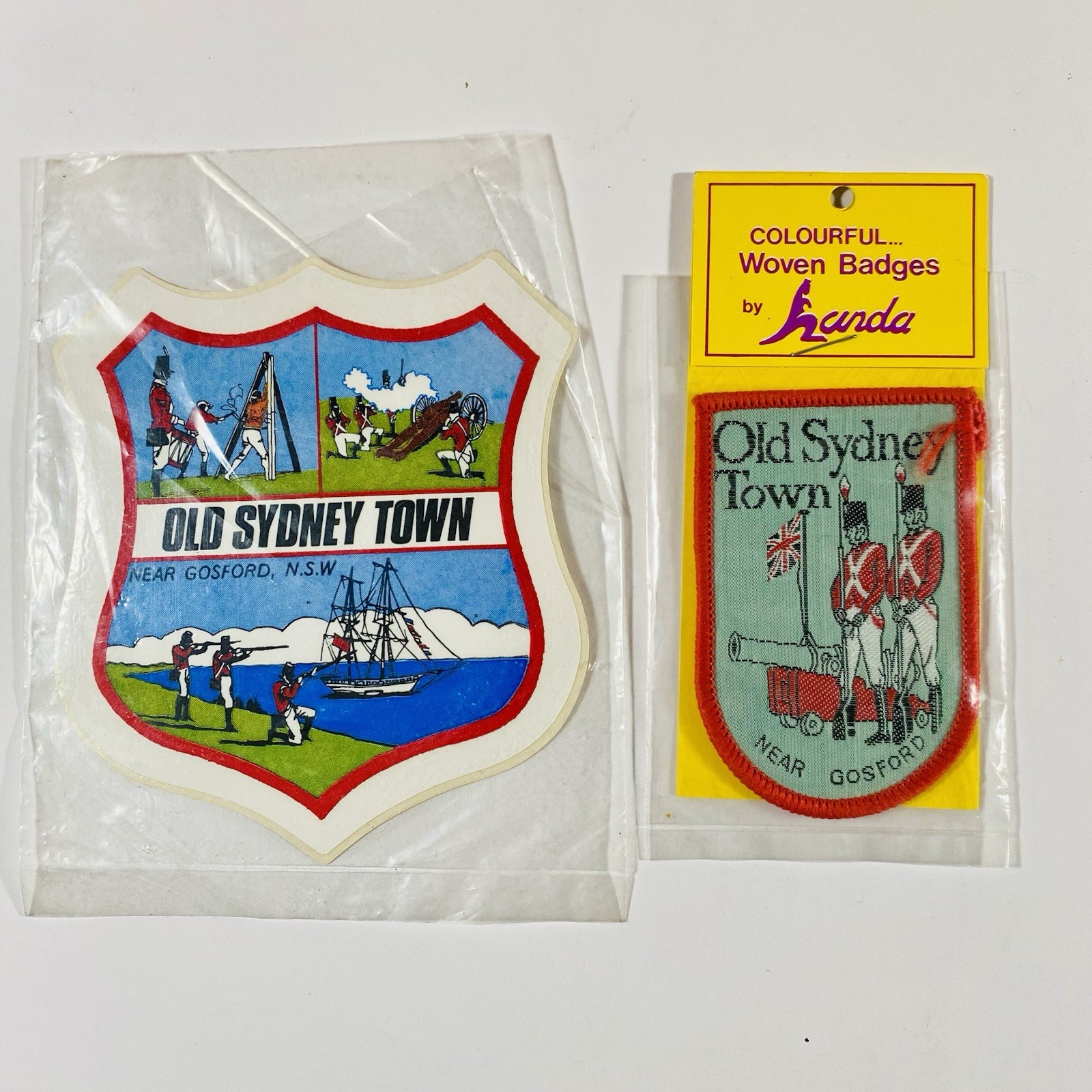 Vintage Old Sydney Town N.S.W. Souvenir Badge & Sticker Free Postage