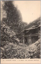 Vintage Siem Reap, CAMBODIA Postcard ANGKOR THOM 