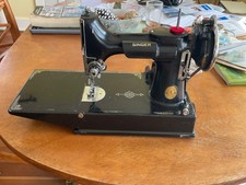 Vintage 1939 Singer Sewing Machine Ex Working Condition w Soft Case picture