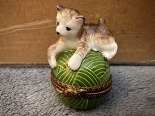 Limoges France Peint Main Porcelain Cat on Green Ball Hinged Trinket Box picture
