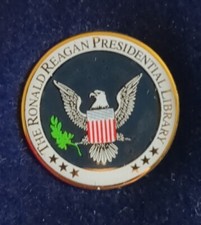 Vintage The Ronald Reagan Presidential Library 3-D Collectible Pin New in Box picture