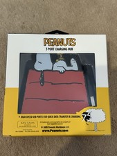NEW, Peanuts Snoopy 3 Port Charging Hub picture