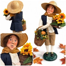 Byers Choice 2008 Colonial Williamsburg Harvest Man Caroler Sunflowers Pumpkins picture