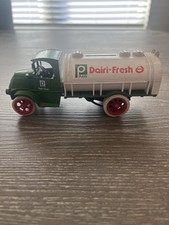 ERTL 1926 Mack Bulldog PUBLIX Diari-Fresh Tanker Truck Coin Bank 6.5