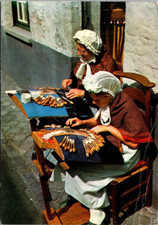BRUGGE LACE-MAKERS BELGIUM c. 1970s Postcard picture