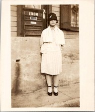 Harrisburg PA Cute Bohemian Flapper Woman Cloche Hat Leggy 1927 Vintage Photo picture