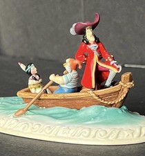 OZLEWSKI FIGURINE CAPTAIN HOOK “ KIDNAPPED” COA picture