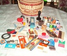 Vtg JC Penney's Sewing Basket w/Vtg Accessories Wicker  Lrg Rnd picture