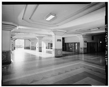 Photo:Los Angeles California 1930s Union Passenger Terminal Arrival Lobby picture