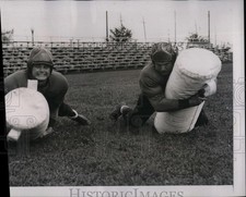 1939 Press Photo Richard Orr, Jr., Captain Allen Bergner, U. S. Naval Academy picture