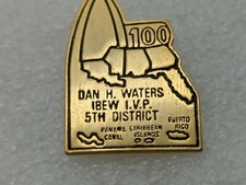 VINTAGE IBEW LOCAL LAPEL PIN UNION LU 5TH DISTRICT picture