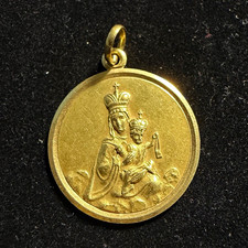 18k Vintage Gold Virgin Mary & Child Round Medal Pendant Christian Charm picture
