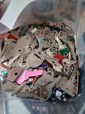 5 lb Lot of Misc Hillman MisCut Keys House Business Car Designer 250+ Assortment picture