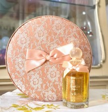 VTG 1940s/1950s SEALED Evyan WHITE SHOULDERS Perfume 1 Oz Splash w Lace Box picture