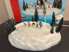 Vintage 2004 Department 56 Peanuts Ice Skating Rink 5659093 Working See Video picture