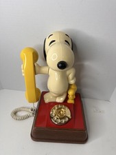 Vintage ITT Snoopy Woodstock Rotary Telephone Peanuts Hong Kong Red DBR-8010 picture