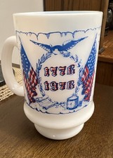 Vintage 1976 American 1776 Bicentennial Commemorative Drummer Milk Glass Mug  picture