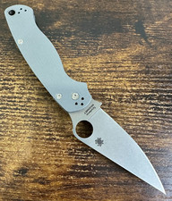 Spyderco Paramilitary 2 PM2 Maxamet C81GPDGY2 FACTORY SECOND ***CHIPPED TIP*** picture