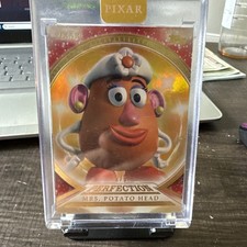 Mrs. Potato Head Disney Pixar Topps Toy Story 2 GOLD /5 picture
