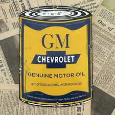 VINTAGE GM CHEVROLET MOTOR OIL CAN 8X11 INCHES PORCELAIN ENAMEL SIGN picture