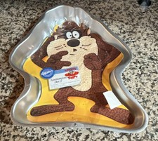 Vintage Wilton Tasmanian Devil Taz Cake Pan 1995 Looney Tunes picture