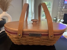 Longaberger  2006 Nature's Garland Basket, Lid, Red trim picture