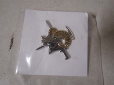 MILITARY INSIGNIA US ARMY MOUNTAINEER BADGE WARFARE SCHOOL RAMS HEAD DEVICE 2 IN picture