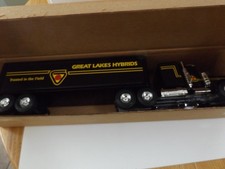 RARE ERTL Semi Tractor Trailer #3193 ONLY 1250 MADE Great Lakes Hybrids 22.5