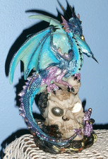 Toscano Handpainted Blue & Purple Dragon on Light Up Skull 7.5