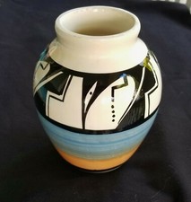 STRIKING HIGH-GLAZE GINA D. BARON UTE MOUNTAIN POTTERY VASE picture