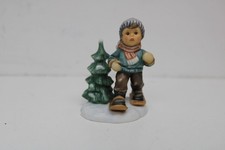 Berta Hummel Dashing Through The Snow BH99/P Goebel Figurine 2001 picture