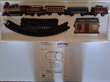 Vintage 1992 Dickensville Collectables Christmas Train and Station, No. 171L picture