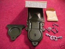 ORIG. WW II (43)  OD  FOOTLOCKER LOCK  IN ORIG. BOX  DATED 1943 picture
