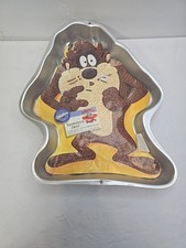 Wilton Tasmanian Devil Cake Pan Looney Tunes 1995 Aluminum 2105-1236 Baker Party picture