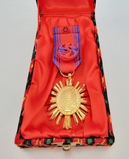 Cambodia Medal of National Independence in Gold with Ribbon, Display Case, CM02a picture