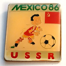Soccer Pins SCARCE RARE VNT 1986 Mexico World Cup Pin Flag Country USSR Pin picture