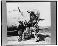 Photo:Libya 1943 B-24 Bomber Snow White U.S. Army 9th Air Force Crew picture