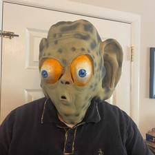 Weird Alien Mask by Illusive Concepts Inc Vintage 1999 RARE picture