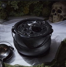 Smith and Clark 4 Quart Cast Iron Cauldron Pot Black 'Bubbling' Lid NEW picture