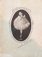 Anna Pavlova (1881 - 1932) Russian ballerina soft cover 1920 souvenir program picture