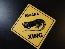 iguana Large 16 inches point to point Yellow Crossing Sign picture