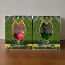 Wicked the Musical Mini Snow Globe Set – Elphaba & Glinda – NEW picture