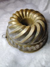 German Antique, 19th cent., copper bundt pan, swirl design, tin lined 8.5